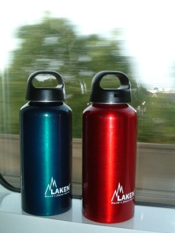 LAKENの水筒